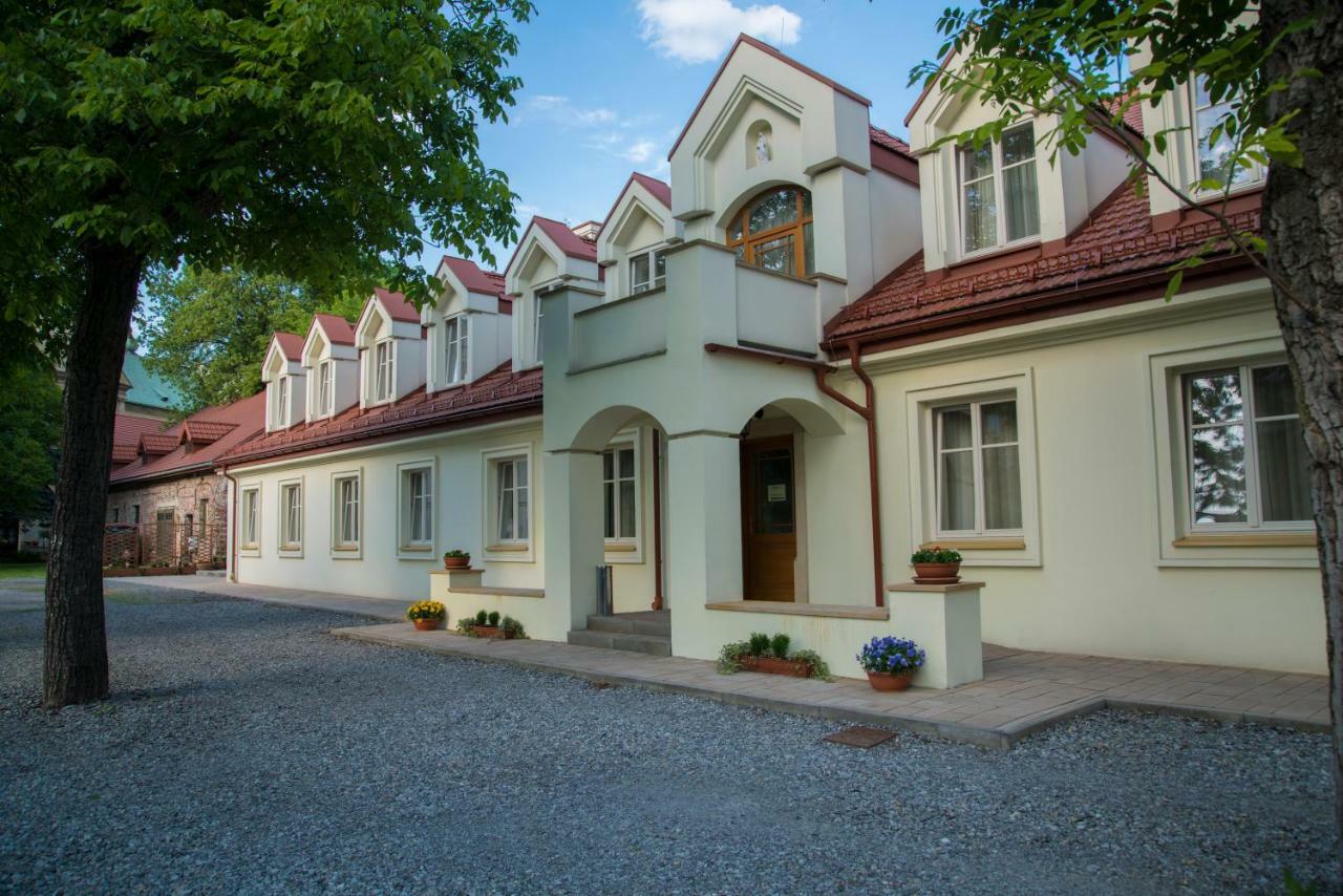 Pokoje Goscinne Dom Sw. Szymona Cracóvia Exterior foto